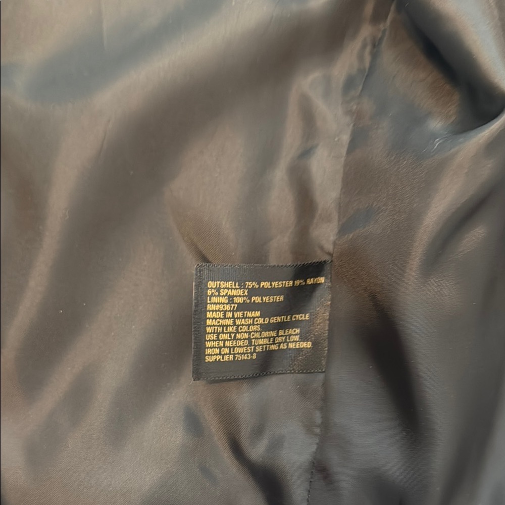 Women's Black Blazer - Picture 8 of 8
